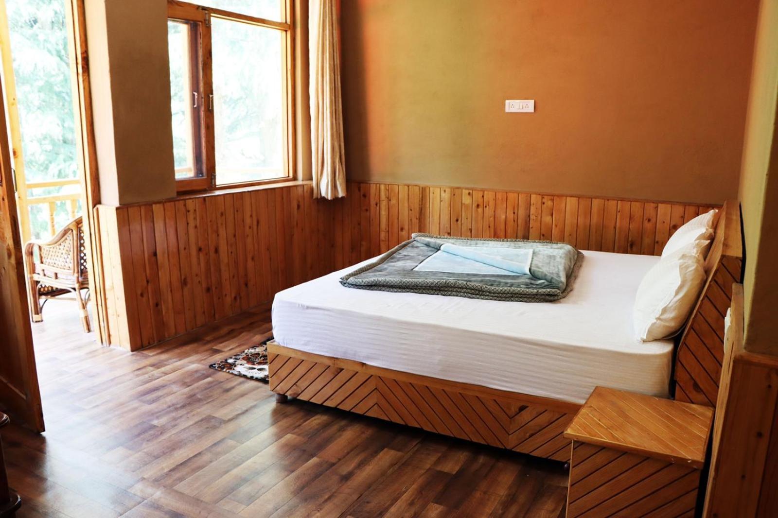 The Himalayan Heaven Apartment Jibhi Bagian luar foto